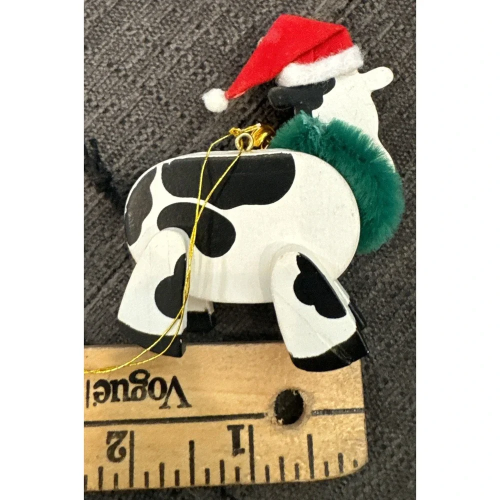 Vintage Holly Jolly Cow Christmas Tree Ornament by‎ Avon 2¾inch.